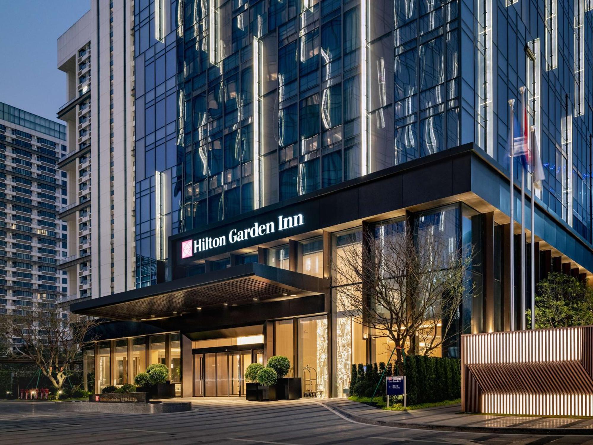 Hilton Garden Inn Shenzhen World Exhibition & Convention Center Eksteriør billede
